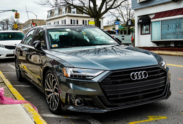 Audi S8 D5