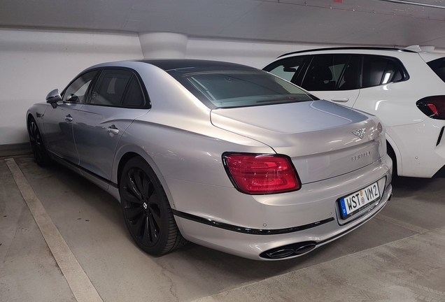 Bentley Flying Spur V8 2021