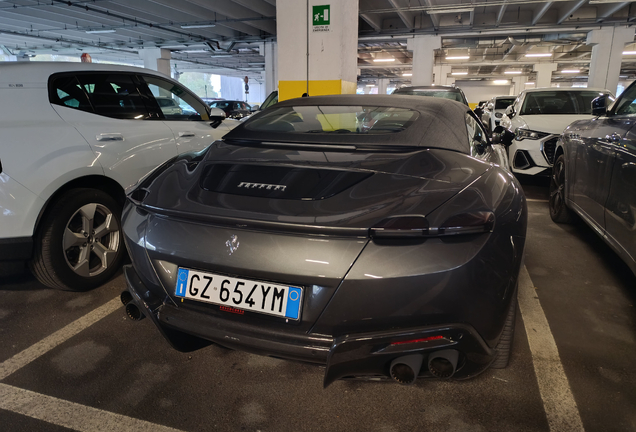 Ferrari Roma Spider