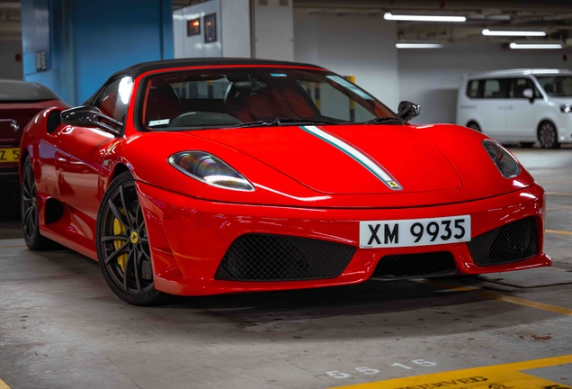 Ferrari Scuderia Spider 16M