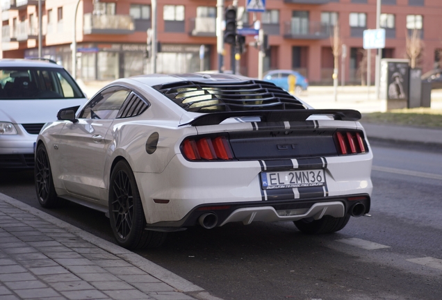 Ford Mustang GT 2015