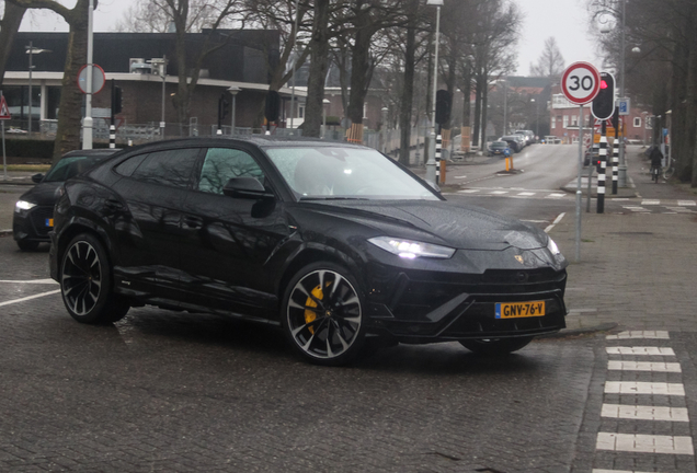 Lamborghini Urus S