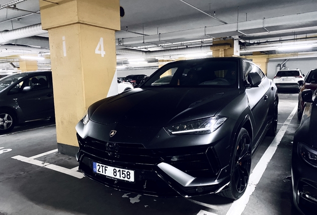 Lamborghini Urus S