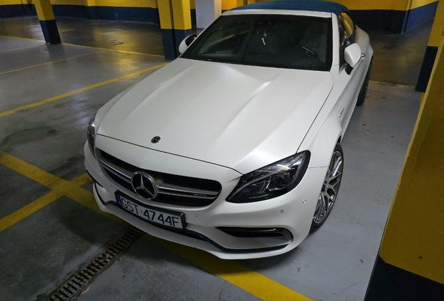 Mercedes-AMG C 63 S Convertible A205 Ocean Blue Edition