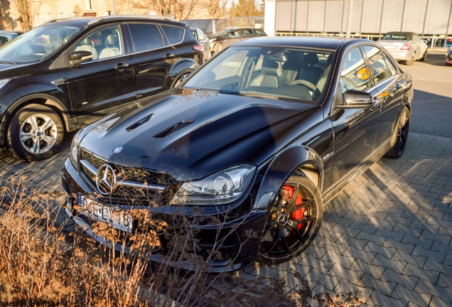 Mercedes-Benz C 63 AMG Edition 507