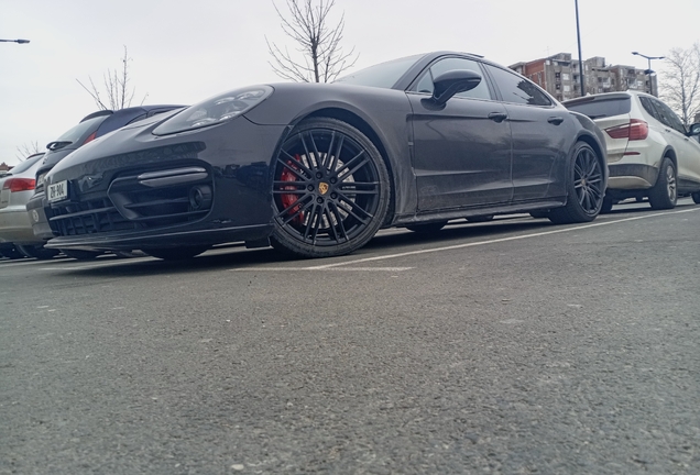 Porsche 971 Panamera GTS MkI