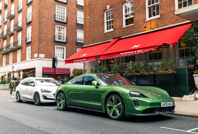 Porsche Taycan Turbo S