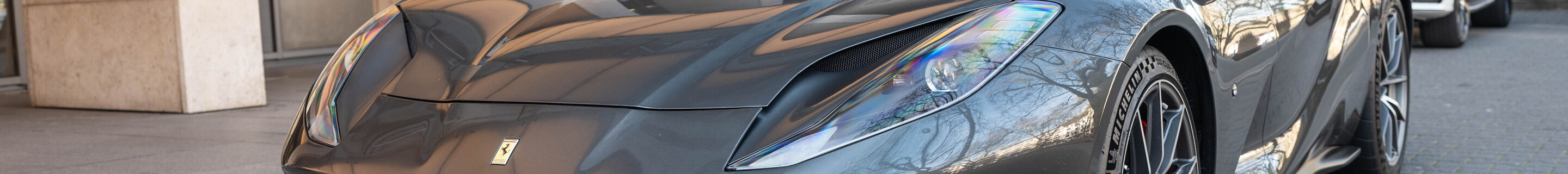 Ferrari 812 Superfast