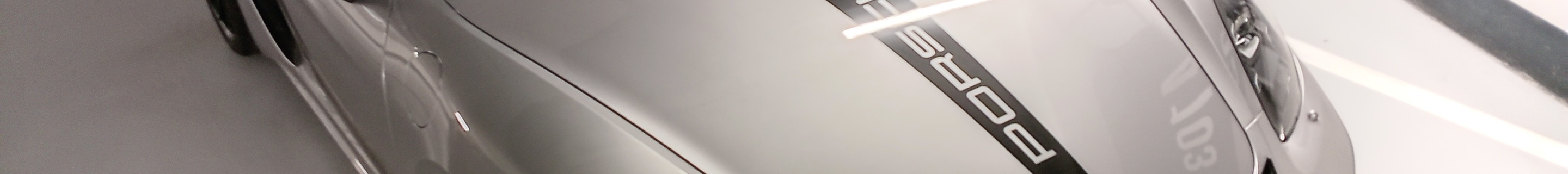 Porsche 718 Cayman GT4