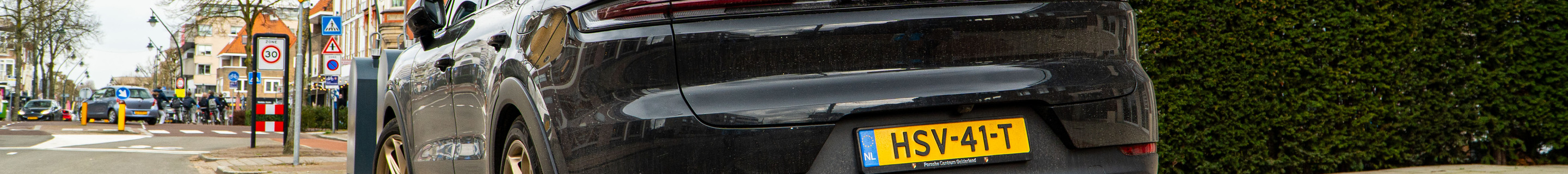 Porsche Cayenne Coupé Turbo E-Hybrid