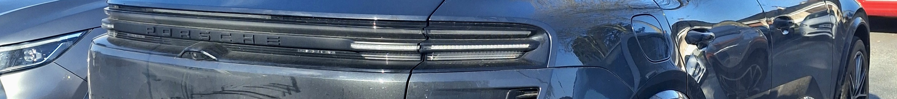 Porsche Macan EV Turbo