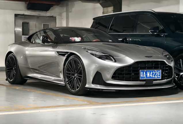Aston Martin DB12