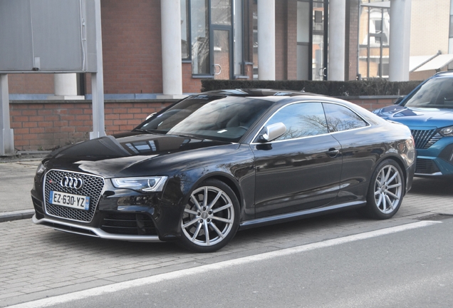 Audi RS5 B8 2012