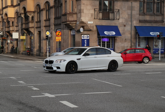 BMW M5 F10 30 Jahre Edition