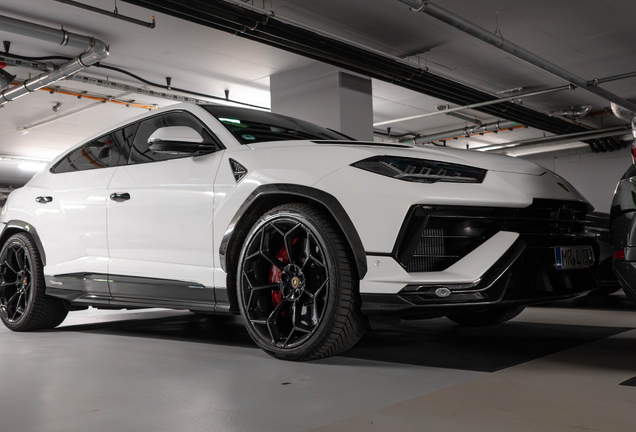 Lamborghini Urus Performante