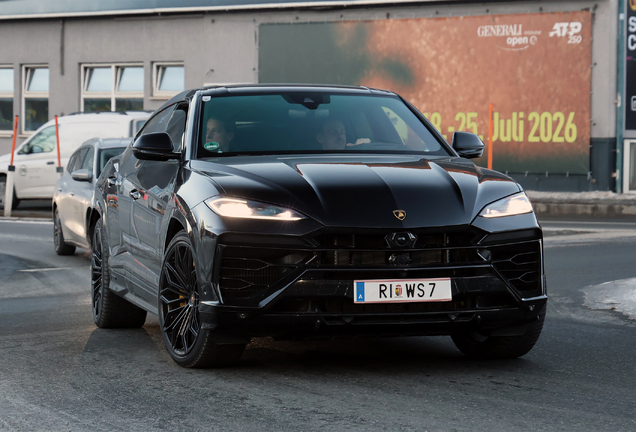 Lamborghini Urus SE