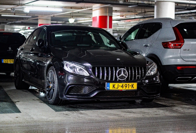 Mercedes-AMG C 63 S W205