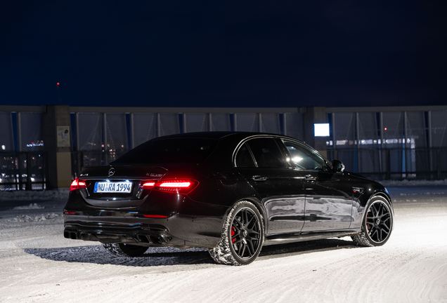 Mercedes-AMG E 63 S W213