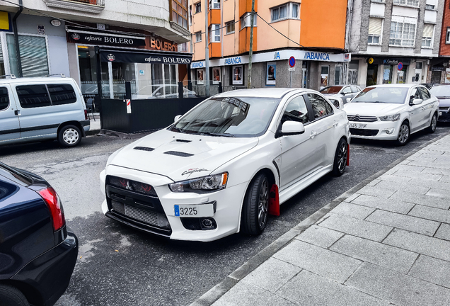 Mitsubishi Lancer Evolution X