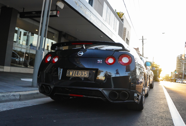 Nissan GT-R 2011