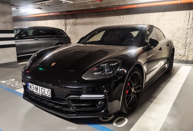 Porsche 971 Panamera GTS MkI