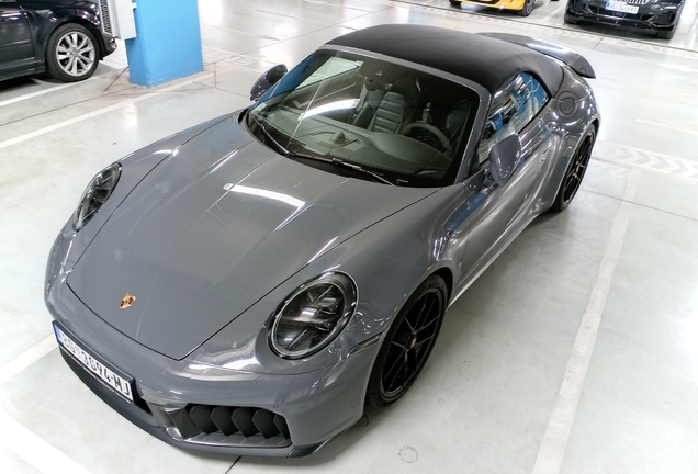 Porsche 992 Carrera 4 GTS Cabriolet MkII