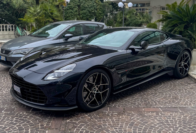 Aston Martin Vanquish 2025