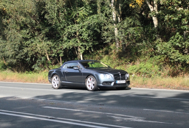 Bentley Continental GTC V8