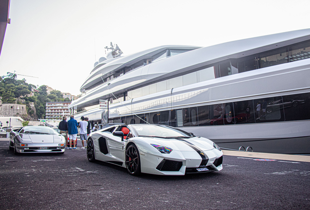 Lamborghini Aventador LP700-4 Roadster