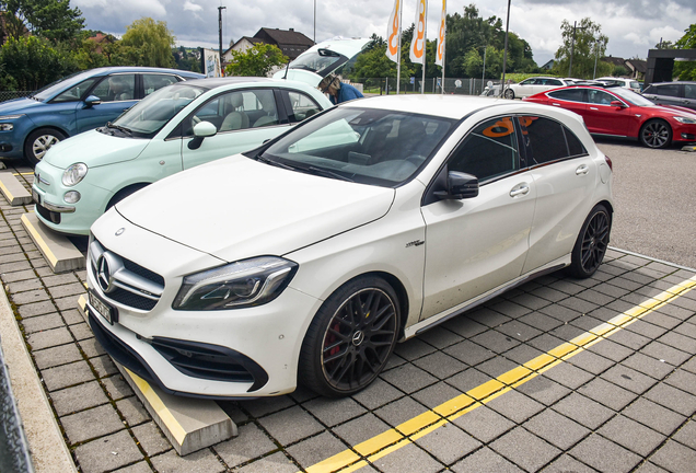 Mercedes-AMG A 45 W176 2015