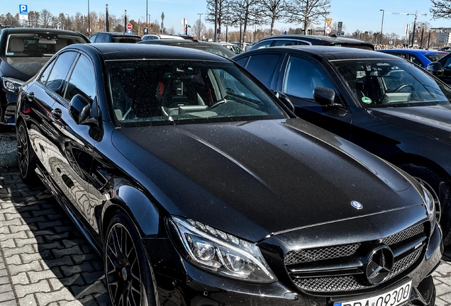 Mercedes-AMG C 63 S W205
