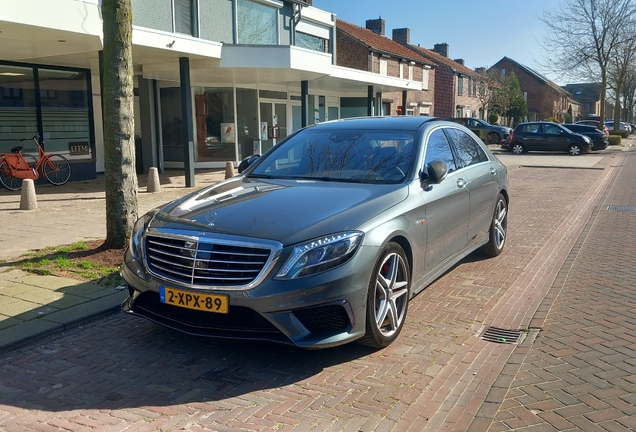 Mercedes-Benz Brabus S B63S-730 V222