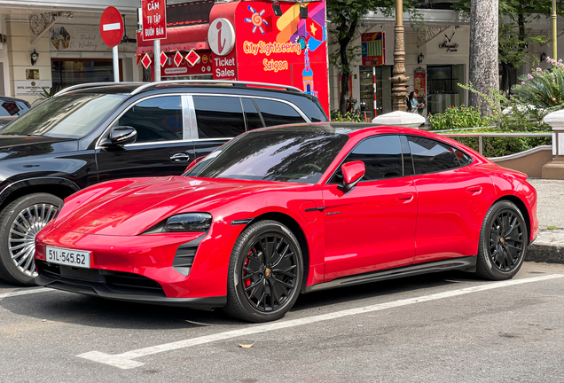 Porsche Taycan GTS
