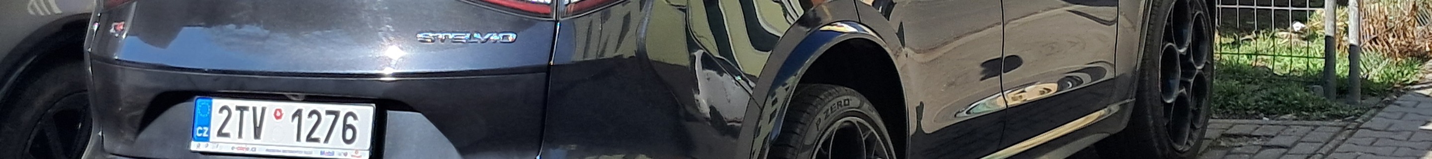 Alfa Romeo Stelvio Quadrifoglio 2023