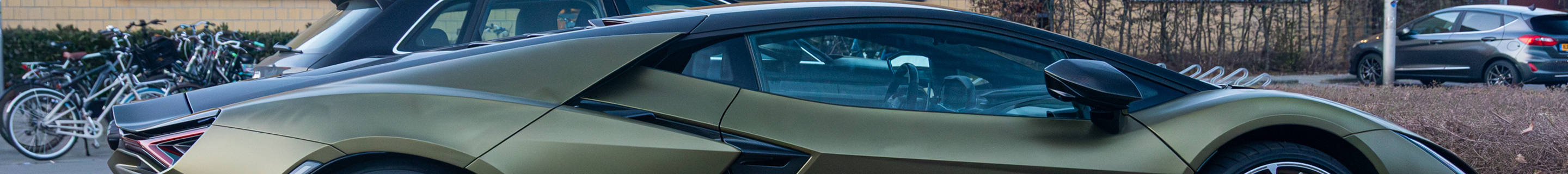 Lamborghini Revuelto