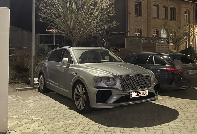Bentley Bentayga Hybrid 2021
