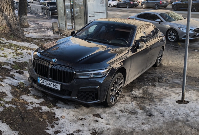 BMW M760Li xDrive 2019