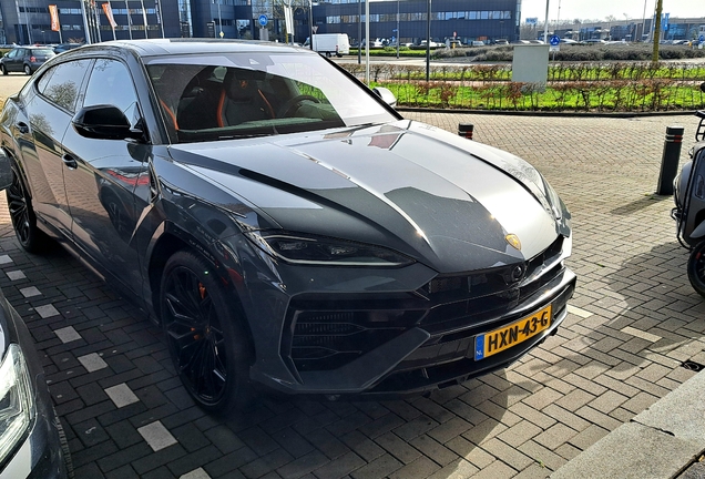 Lamborghini Urus SE