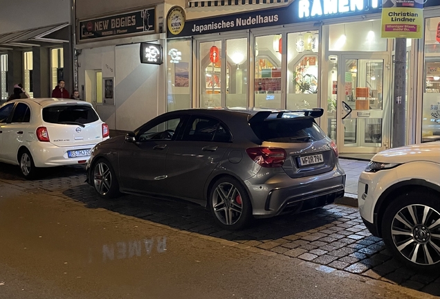 Mercedes-AMG A 45 W176 2015