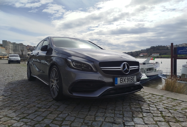 Mercedes-AMG A 45 W176 2015