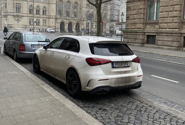 Mercedes-AMG A 45 W177 2023