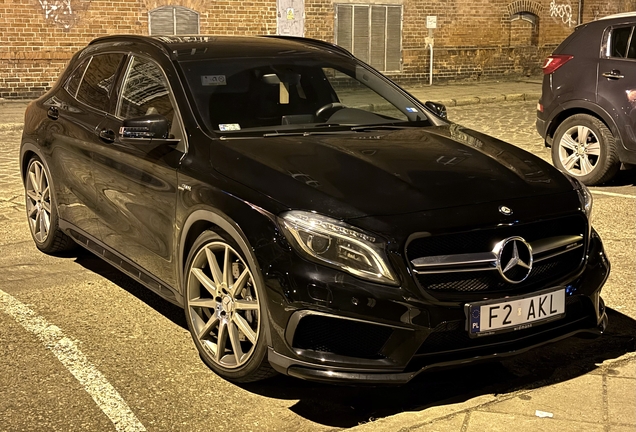 Mercedes-Benz GLA 45 AMG X156