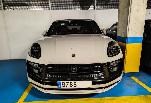 Porsche 95B Macan GTS MkIII