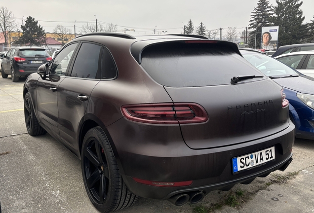 Porsche 95B Macan Turbo MkI