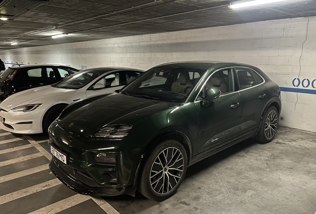 Porsche Macan EV Turbo