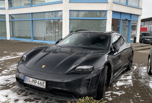 Porsche Taycan GTS Sport Turismo