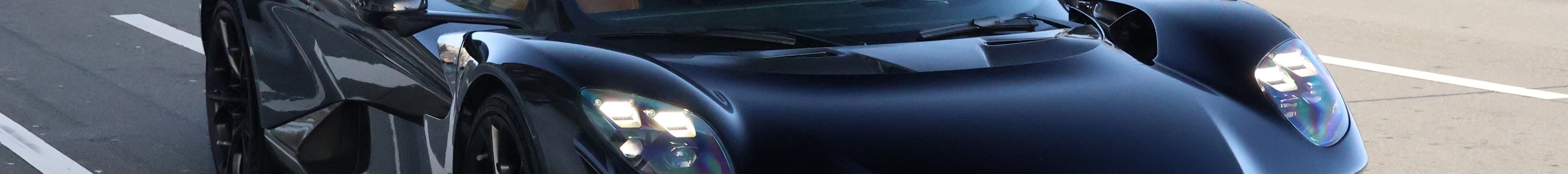 Aston Martin Valhalla