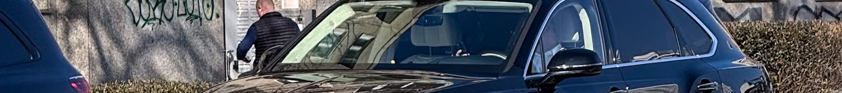 Bentley Bentayga Azure