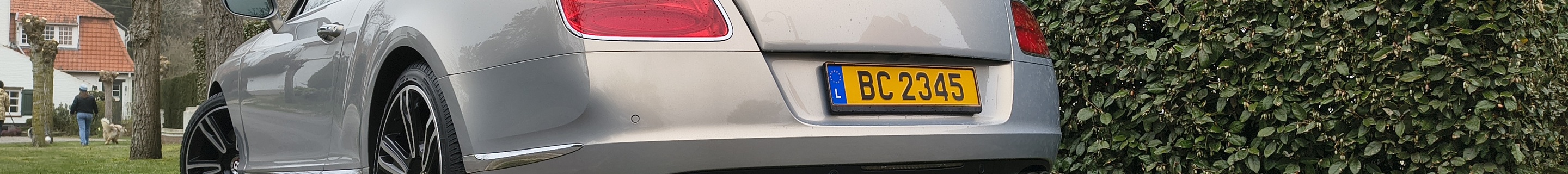 Bentley Continental GTC V8