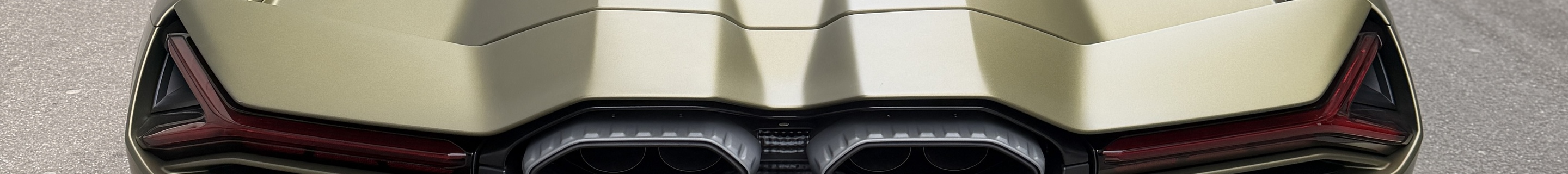 Lamborghini Revuelto